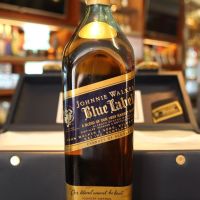 (現貨) Johnnie Walker Blue Label "絕版珍藏" 約翰走路藍牌 調和威士忌 (1.75L 40%)