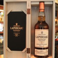 (現貨) LAPHROAIG 32 years Limited Edition 拉佛格 32年 原酒強度 限量版 (700ml 46.6%)