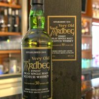 (現貨) Ardbeg 30years Very Old 阿貝 30年 (700ml 40%)
