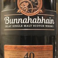 (現貨) Bunnahabhain 40 Years Small Batch Distilled 布納哈本 40年 單一麥芽威士忌 (700ml 41.9%)
