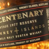 (現貨) Highland Park 1977 Bicentenary Vintage Reserve 高原騎士 1977 酒廠兩百週年紀念 圓筒首發版 (700ml 40%)