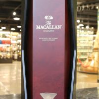 Macallan 1824 Oscuro 麥卡倫 奧斯庫羅 旋轉木盒版 (700ml 46.5%)