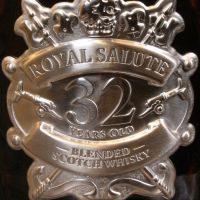 Royal Salute 32 Years Union of the Crowns 皇家禮炮 32年 皇家之冠 (500ml 40%)