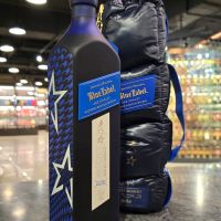 (現貨) Johnnie Walker Blue Label x Perfect Moment︰Ice Chalet 約翰走路藍牌 雪峰限定版 (750ml 43%)