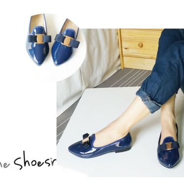 ~the shoesir~ 鏡面漆皮 青藍色 尖頭 舒適 樂福鞋 名牌設計蝴蝶結 非Ferragamo MIT舒適鞋