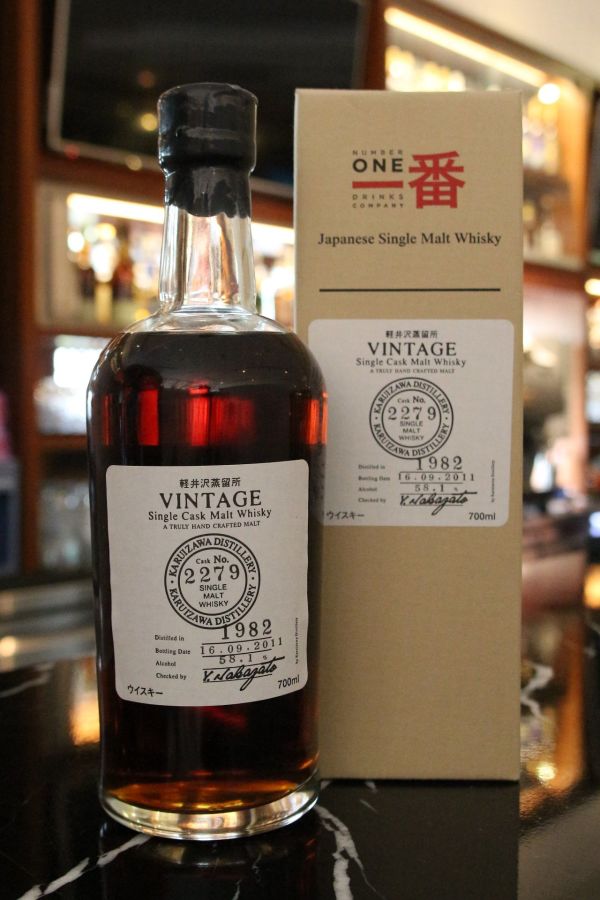 Number One Karuizawa Vintage 1982 Single Cask 輕井澤蒸餾所 1982 單桶 (700ml 58.1%)