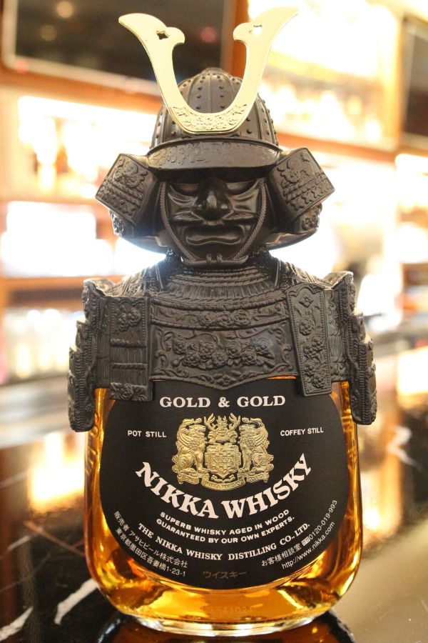 現貨) Nikka whisky Gold & Gold Kabuto 一甲威士忌武將機場版(750ml