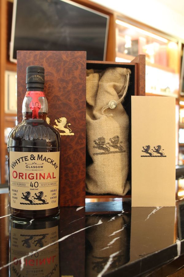 (現貨) Whyte & Mackay 40 years Original Blended Whisky 懷特馬凱 40年 經典珍藏 (750ml 45%)