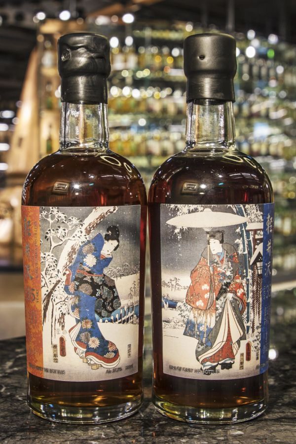 Karuizawa 35 years Snow Scenes Two Bottle Set 輕井澤 35年 雪中相望 雙開錦盒版 (700ml 57.2% 57.8%)