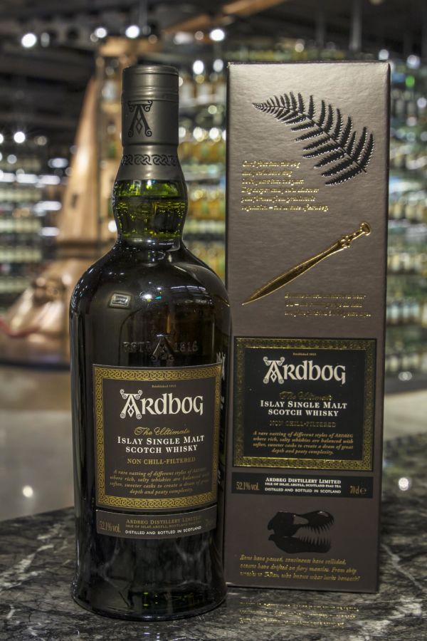 (現貨) Ardbeg Ardbog 雅柏 寶劍 2014年WWA世界最佳艾雷島威士忌 (700ml 52.1%)