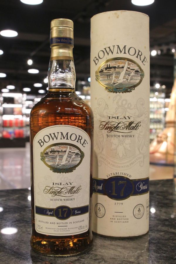 Bowmore 17 Years Bottled 1990s 波摩17年舊版(750ml 43 Bowmore 17 Years Bottled 1990s 波摩17年舊版(750ml 43