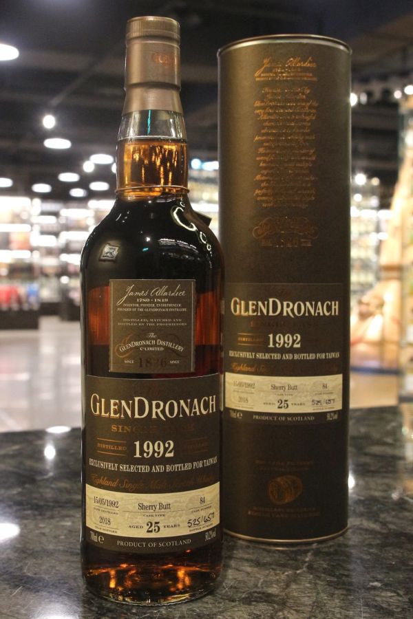 GLENDRONACH 1992 25 years Sherry Butt 格蘭多納 1992 25年 雪莉桶 單桶 (700ml 50.2%)