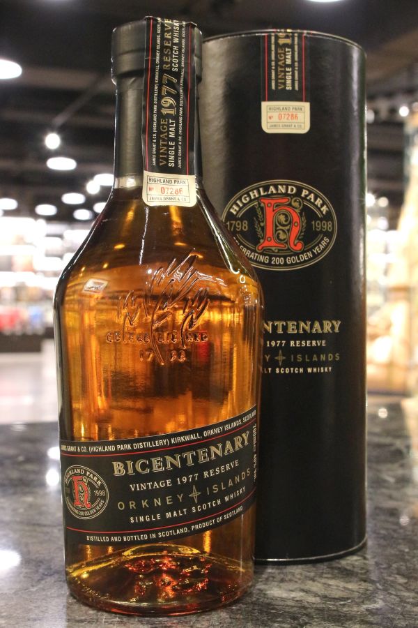 (現貨) Highland Park 1977 Bicentenary Vintage Reserve 高原騎士 1977 酒廠兩百週年紀念 圓筒首發版 (700ml 40%)