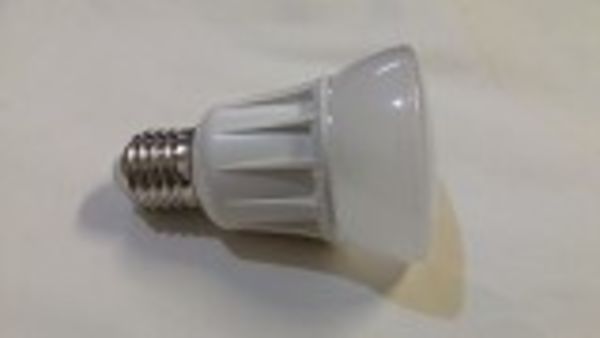 可調光10W LED燈泡  